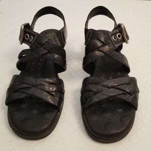 Elites by Walking Cradles Women's Wedge Leather Strappy Sandals Black Size 7.5 N